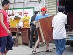產品名稱：義烏搬家公司
產品型號：義烏搬家，義烏搬家公司，義烏搬家公司電話，義烏市搬家，義烏市搬家公司，義烏市搬家公司電話
產品規格：義烏搬家公司一心一意搬家是行業的口碑企業，以滿足客戶需求為己任，以客戶的滿意為標準，為客戶提供一個優質的服務平臺。誠信搬家在乎您的認可，您的滿意是對我們最大的支持，我們的員工愿竭誠為您服務.